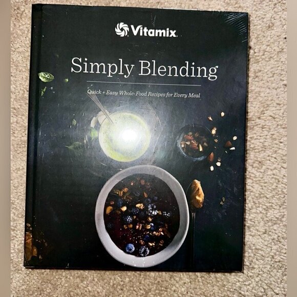 NEW SEALED - Vitamix blender kitchen Simply blending hardcover book with DVD - Picture 5 of 5